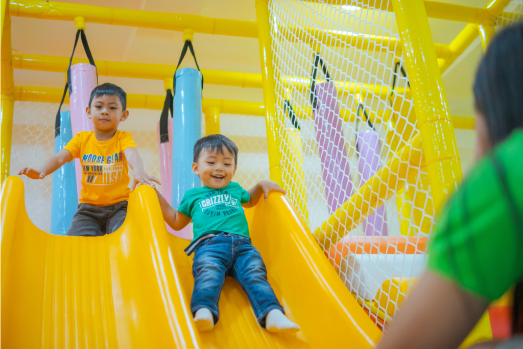 keuntungan usaha playground